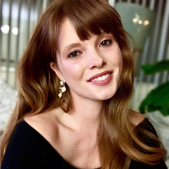 Sparkling Anthro Earrings - Picture 2 of 4